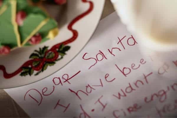 Letter To Santa | 25 Must Do Family Christmas Bucket List Ideas
