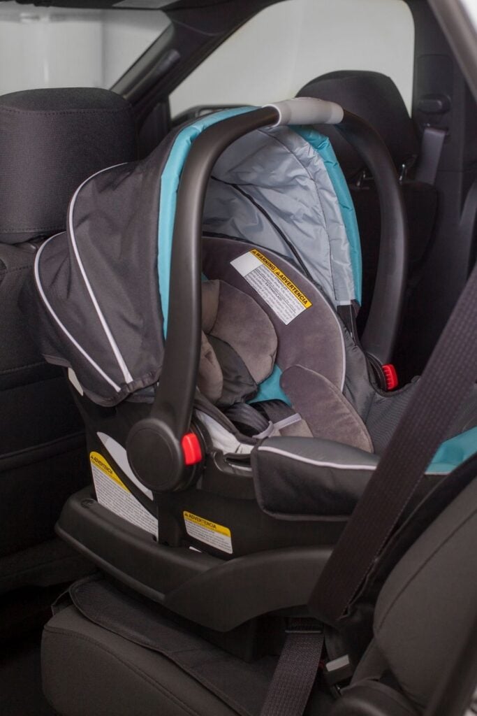 do car seat bases have expiration dates