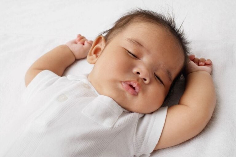 Tips To Help Your Newborn Baby Sleep