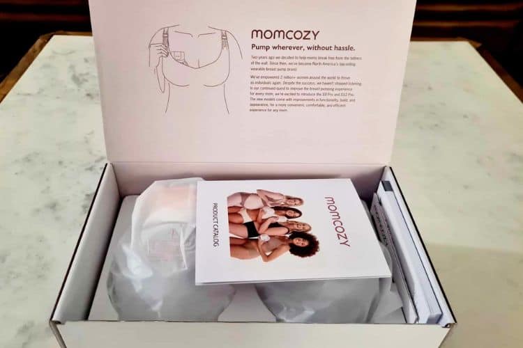 momcozy s12 pro box inclusions