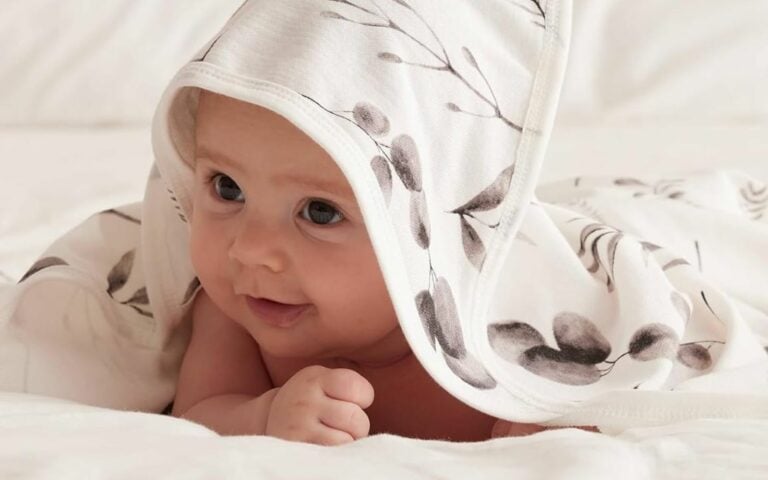 Momcozy Baby Hooded Towel Review