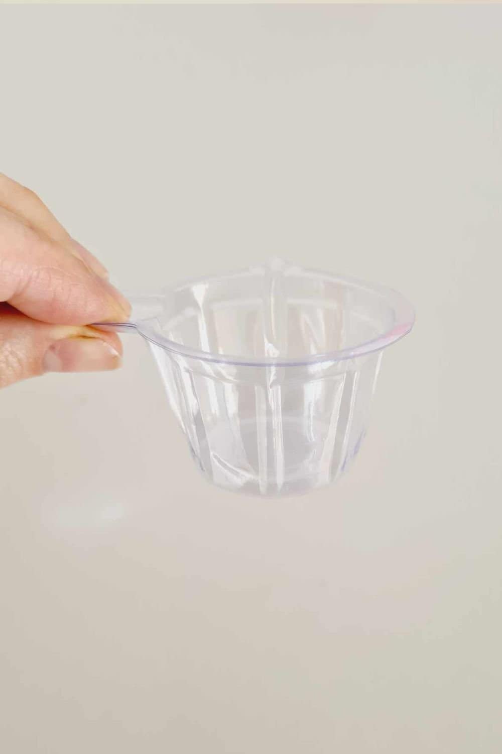 mommed ovulation test collection cup
